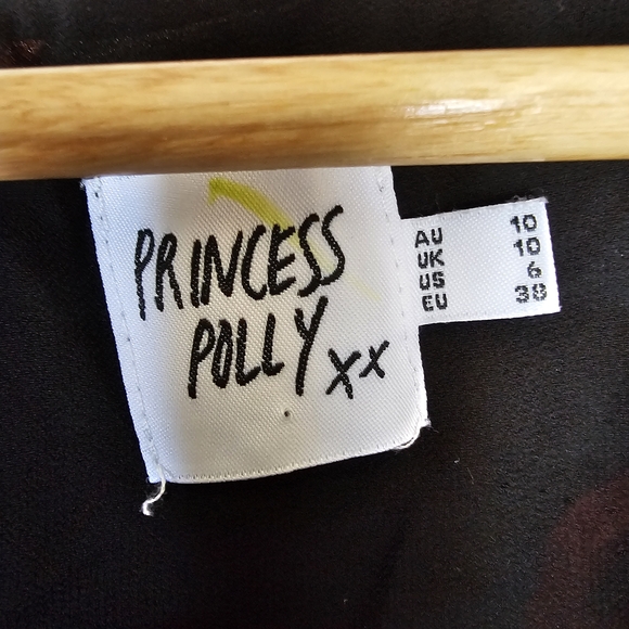 Princess Polly Red Rose Floral Mini Dress Size 6 US - Picture 4 of 8